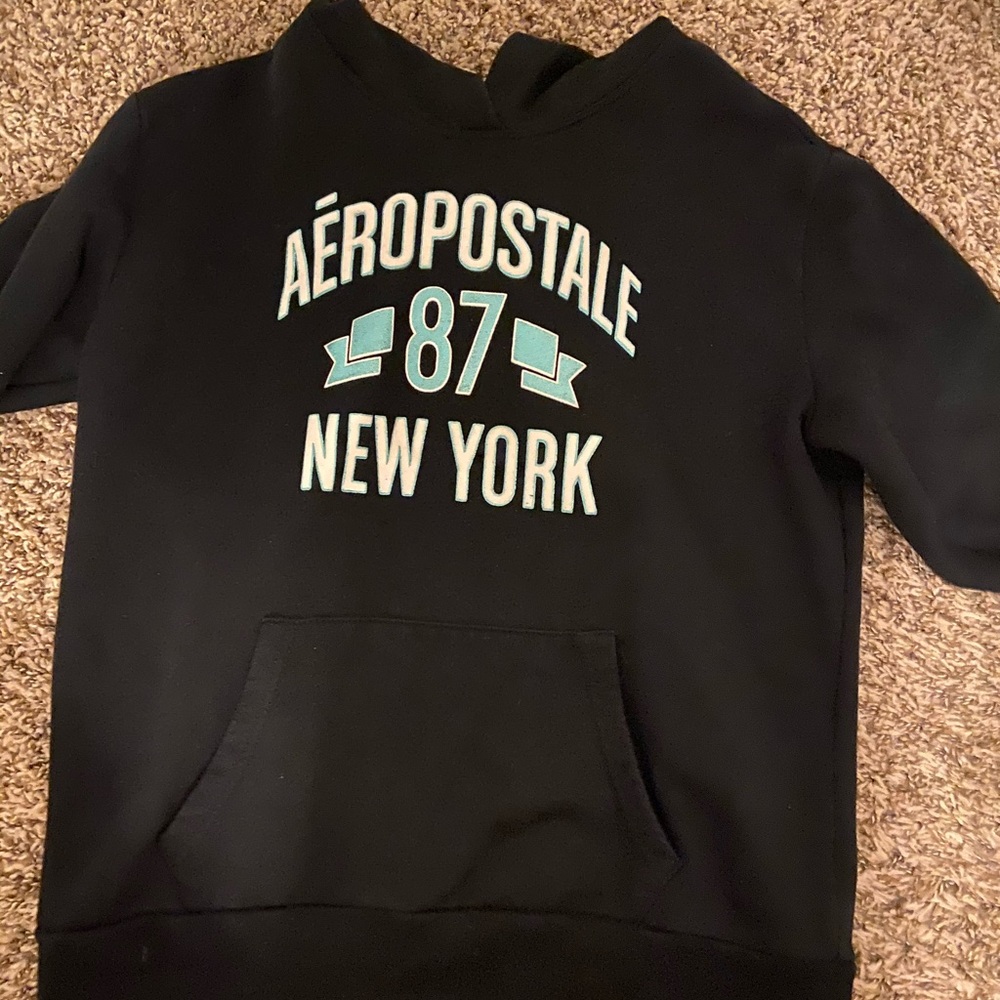 Sweatshirts/Sweaters